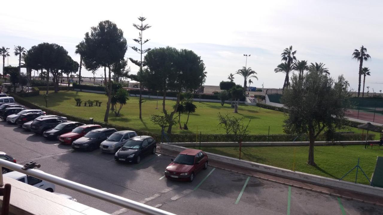 Primera Linea De Playa. Magnifica Urbanizacion Apartment La Cala Del Moral Exterior photo
